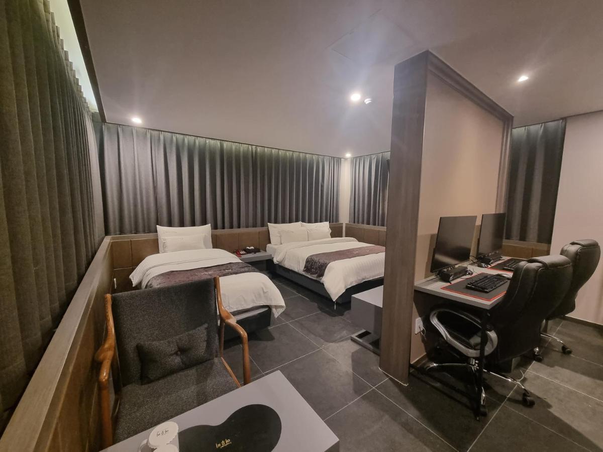 Yeoubi Hotel Чинджу Экстерьер фото